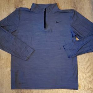 Nike dri fit long sleeve size medium shirt